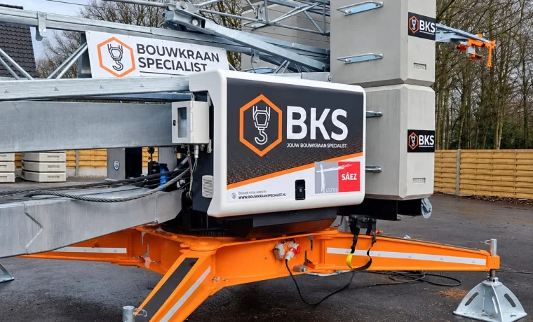 Permanente 9,9 tonmeter configuratie bouwkraan door Bouwkraanspecialist